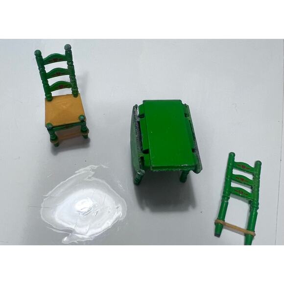 Vintage 1980 Mattel The Littles Die-Cast Furniture Set - Picture 8 of 9